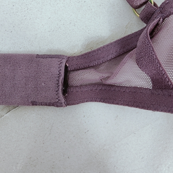Victoria's Secret Dream Angels Purple Lace Lightly Lined Demi Bra, Sz 32B - Picture 5 of 8